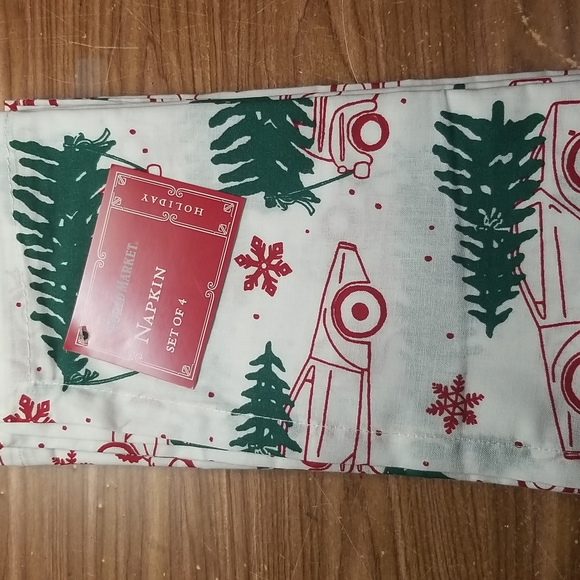 World Market Holiday Parade Napkins Set of 4 - Picture 2 of 4